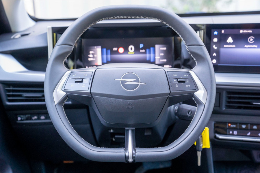 Opel Frontera Electric GS 44 kWh|Prijs incl. 12 mnd garantie|PDC Camera DAB Carplay LMV Blind spot NAV Bluetooth