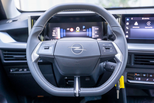 Opel Frontera Electric GS 44 kWh|Prijs incl. 12 mnd garantie|PDC Camera DAB Carplay LMV Blind spot NAV Bluetooth