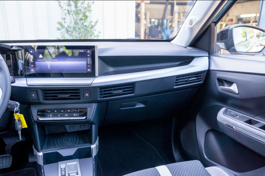 Opel Frontera Electric GS 44 kWh|Prijs incl. 12 mnd garantie|PDC Camera DAB Carplay LMV Blind spot NAV Bluetooth