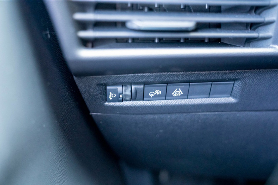 Opel Frontera Electric GS 44 kWh|Prijs incl. 12 mnd garantie|PDC Camera DAB Carplay LMV Blind spot NAV Bluetooth