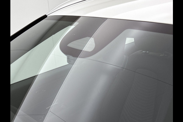 Mercedes-Benz GLA 250 e Plug-In Hybride Inclusief 24 maanden MB Certified garantie voor Europa.