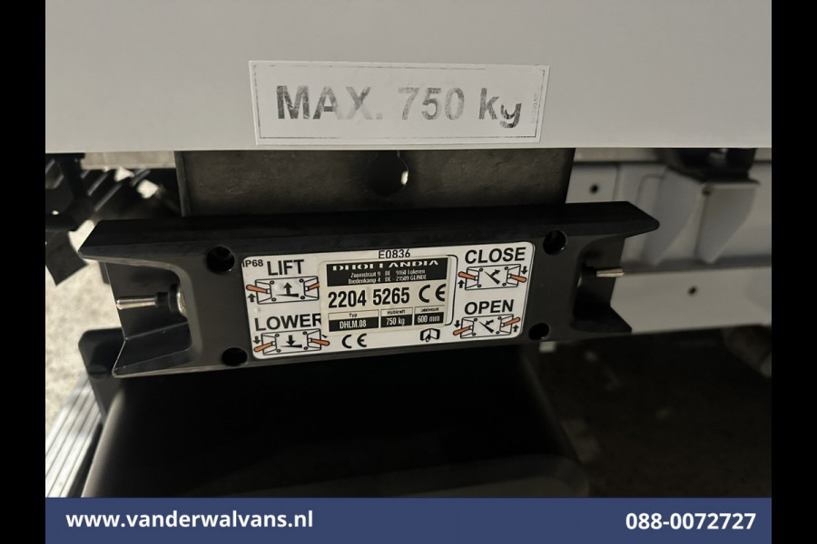 Peugeot Boxer 2.2 BlueHDi 141pk Bakwagen 436cm Lang Laadklep Euro6 Airco | Camera | Cruisecontrol | 1085kg laadvermogen Bijrijdersbank.