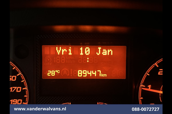 Peugeot Boxer 2.2 BlueHDi 141pk Bakwagen 436cm Lang Laadklep Euro6 Airco | Camera | Cruisecontrol | 1085kg laadvermogen Bijrijdersbank.