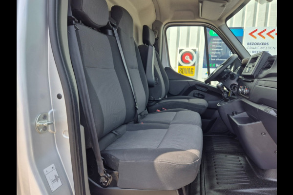 Renault Master T 35 2,3 dCi 135 Pk Euro 6 L2H2 38.690 Km Trekhaak PDC 3 Zits