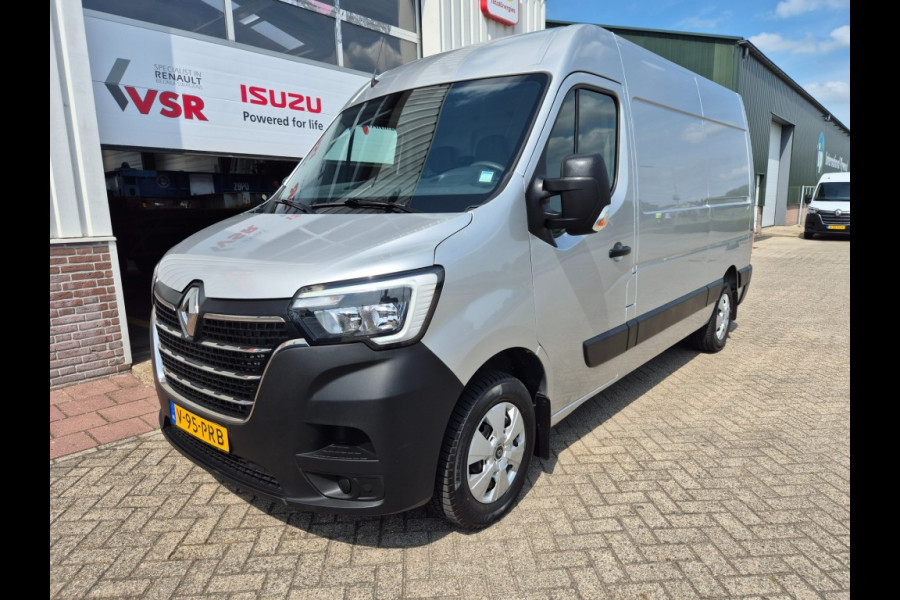 Renault Master T 35 2,3 dCi 135 Pk Euro 6 L2H2 38.690 Km Trekhaak PDC 3 Zits