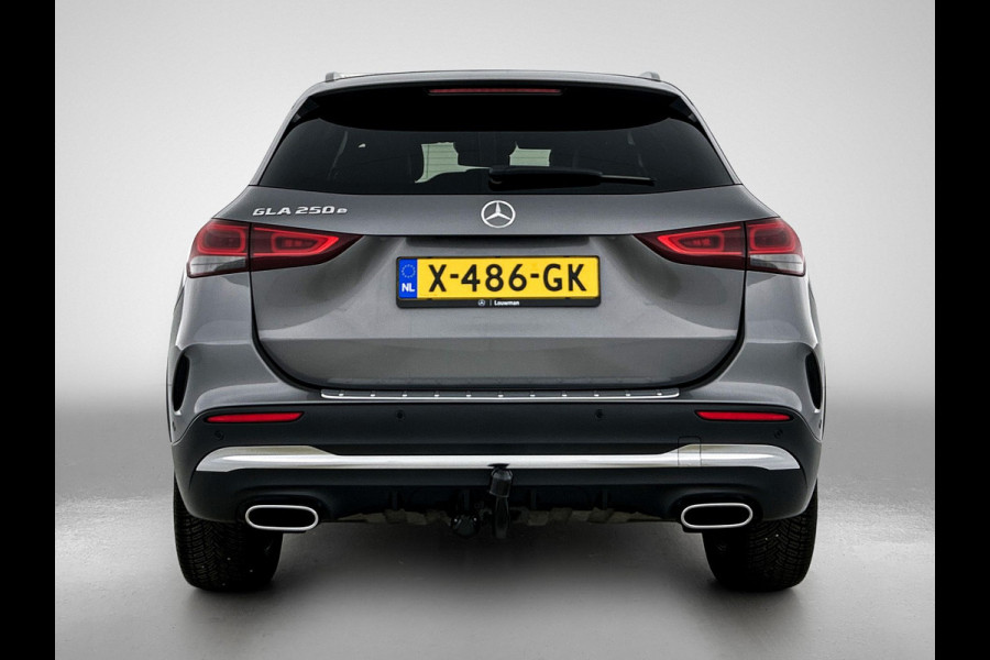 Mercedes-Benz GLA 250 e Business AMG Plug-In Hybride 5 spaaks lichtmetalen velgen | MBUX wide screen| Navigatie | elect bed. voorstoelen met memory | Trekhaak | parking support met camera | Inclusief 24 maanden Mercedes-Benz Certified garantie voor Europa.