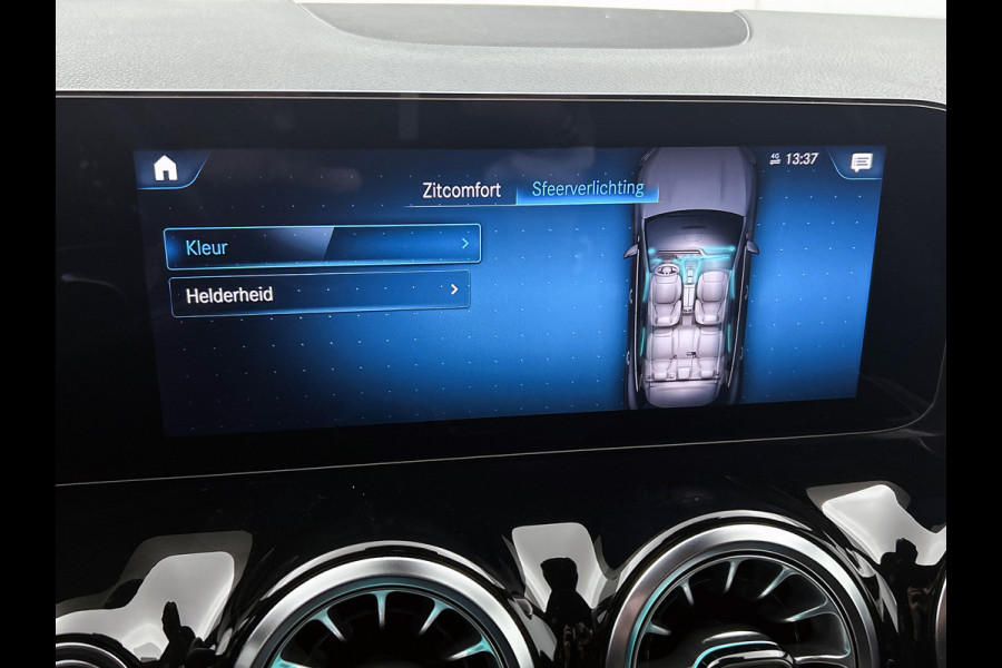 Mercedes-Benz GLA 250 e Business AMG Plug-In Hybride 5 spaaks lichtmetalen velgen | MBUX wide screen| Navigatie | elect bed. voorstoelen met memory | Trekhaak | parking support met camera | Inclusief 24 maanden Mercedes-Benz Certified garantie voor Europa.