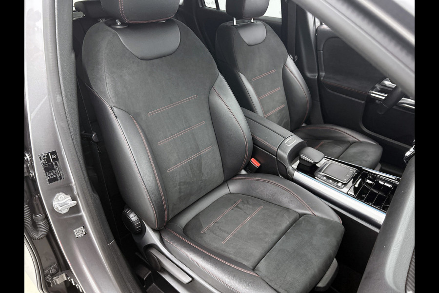 Mercedes-Benz GLA 250 e Business AMG Plug-In Hybride 5 spaaks lichtmetalen velgen | MBUX wide screen| Navigatie | elect bed. voorstoelen met memory | Trekhaak | parking support met camera | Inclusief 24 maanden Mercedes-Benz Certified garantie voor Europa.