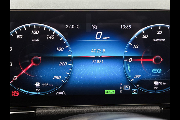 Mercedes-Benz GLA 250 e Business AMG Plug-In Hybride 5 spaaks lichtmetalen velgen | MBUX wide screen| Navigatie | elect bed. voorstoelen met memory | Trekhaak | parking support met camera | Inclusief 24 maanden Mercedes-Benz Certified garantie voor Europa.