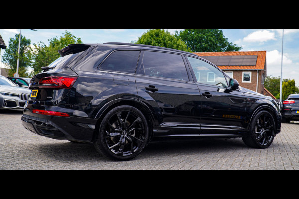 Audi Q7 55 TFSI e quattro Pro Line S | Panorama | Adaptieve Cruise Control | Lane Assist | Bang&Olufsen | RS Zetels | Trekhaak |