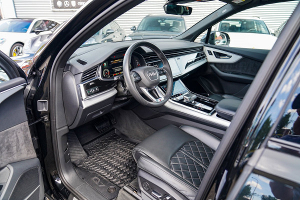 Audi Q7 55 TFSI e quattro Pro Line S | Panorama | Adaptieve Cruise Control | Lane Assist | Bang&Olufsen | RS Zetels | Trekhaak |