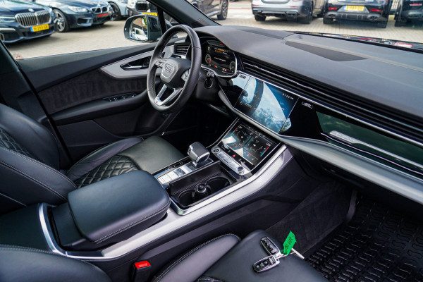 Audi Q7 55 TFSI e quattro Pro Line S | Panorama | Adaptieve Cruise Control | Lane Assist | Bang&Olufsen | RS Zetels | Trekhaak |