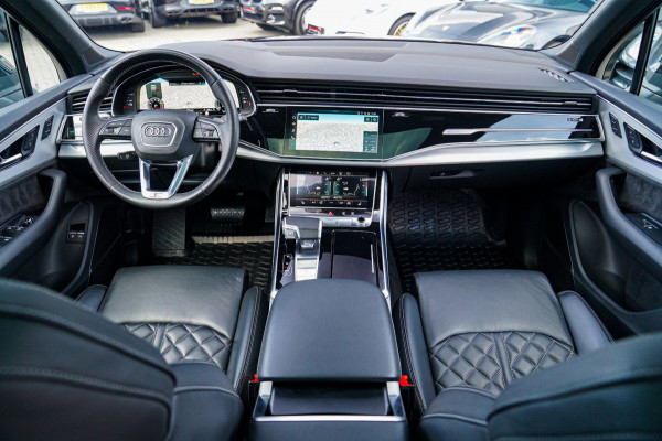 Audi Q7 55 TFSI e quattro Pro Line S | Panorama | Adaptieve Cruise Control | Lane Assist | Bang&Olufsen | RS Zetels | Trekhaak |