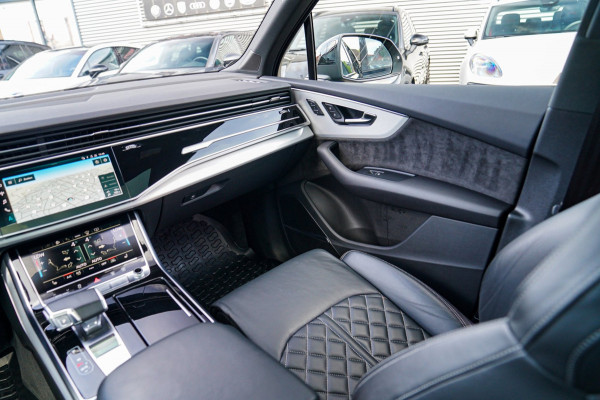 Audi Q7 55 TFSI e quattro Pro Line S | Panorama | Adaptieve Cruise Control | Lane Assist | Bang&Olufsen | RS Zetels | Trekhaak |
