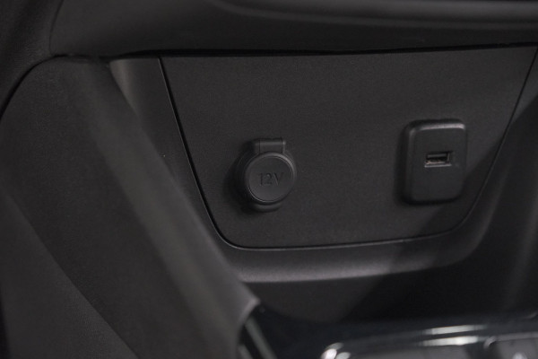 Opel Crossland X 1.2 Turbo 110 Online Edition | Trekhaak | Apple Carplay | Cruise Control | 16 Inch Lichtmetalen Velgen