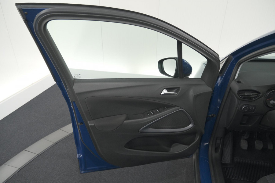 Opel Crossland X 1.2 Turbo 110 Online Edition | Trekhaak | Apple Carplay | Cruise Control | 16 Inch Lichtmetalen Velgen