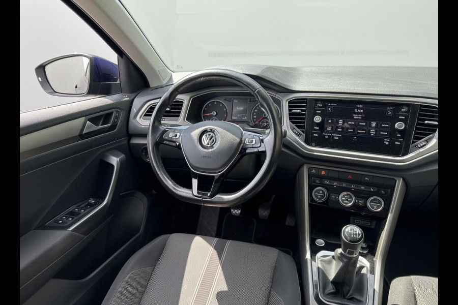 Volkswagen T-Roc TSI 115PK STYLE BUSINESS CAMERA/CARPLAY/STUURVERW./ELEKTR.KLEP