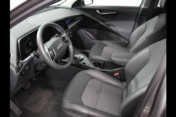 Kia Niro 1.6 GDi Hybrid DynamicLine DEMO ! Navigatie Apple Carplay Android Auto Camera Parkeersensoren Adaptive Cruise Control Dodehoekdetectie Climate Control Lichtmetalen velgen