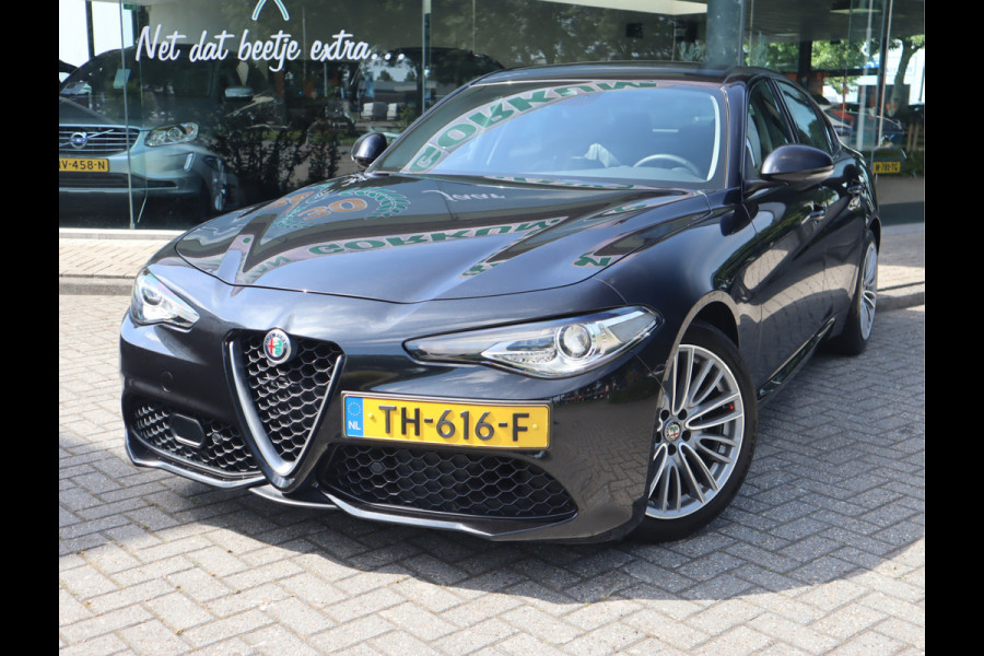 Alfa Romeo Giulia 2.0T Super Adaptive CC / Navi/ Camera /Pdc / Carplay /Stoel/Stuurverw / Automaat Gechipt