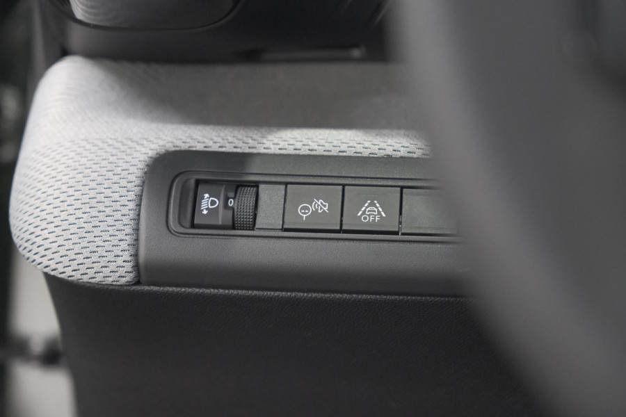 Citroën Ë-C3 Aircross Plus 113pk Extended Range 54 kWh | 11 KW Lader | Camera | Apple CarPlay | Parkeersensoren