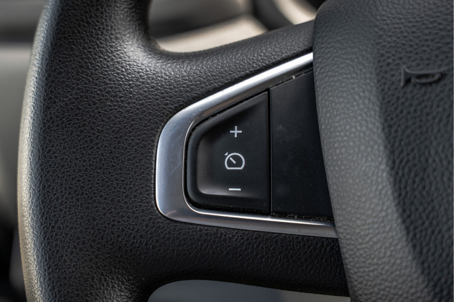 Renault Master 2.3dCi | Bakwagen met Laadklep | LED | Carplay | Camera | Cruise