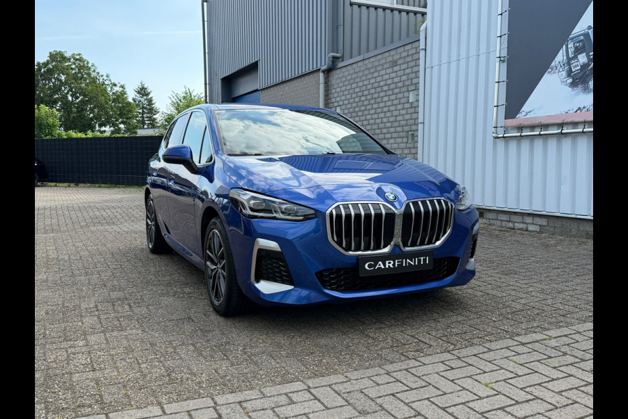 BMW 2 Serie Active Tourer 225e xDrive M SPORT | Navigatie | Cruise | Leder | Camera | Clima | 18".