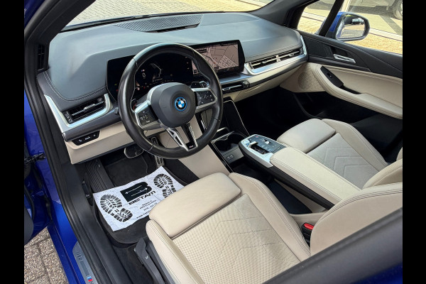 BMW 2 Serie Active Tourer 225e xDrive M SPORT | Navigatie | Cruise | Leder | Camera | Clima | 18".