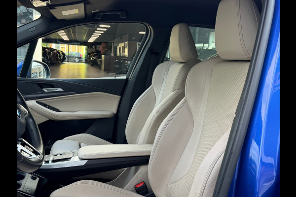 BMW 2 Serie Active Tourer 225e xDrive M SPORT | Navigatie | Cruise | Leder | Camera | Clima | 18".
