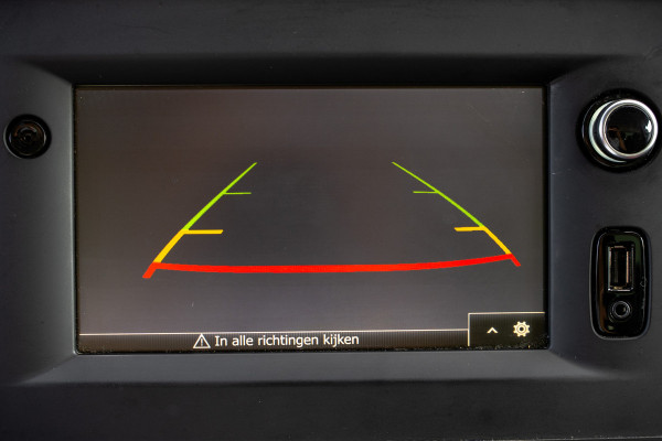 Renault Master 2.3dCi | Bakwagen met Laadklep | LED | Carplay | Camera | Cruise