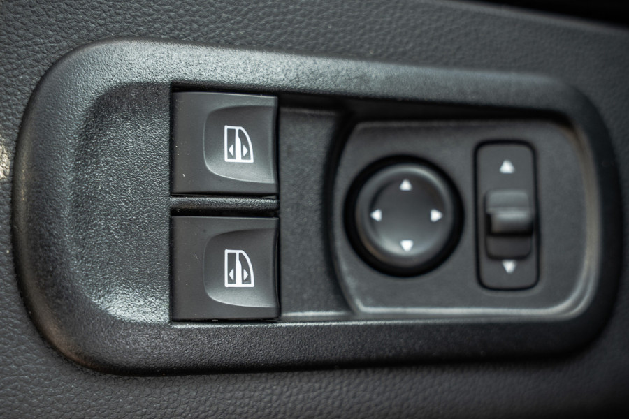 Renault Master 2.3dCi | Bakwagen met Laadklep | LED | Carplay | Camera | Cruise