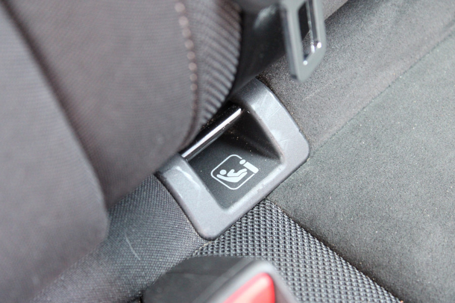 Volkswagen Tiguan 1.5 TSI Life Business | Trekhaak | Origin NL | Adaptieve cruise | Winterpack