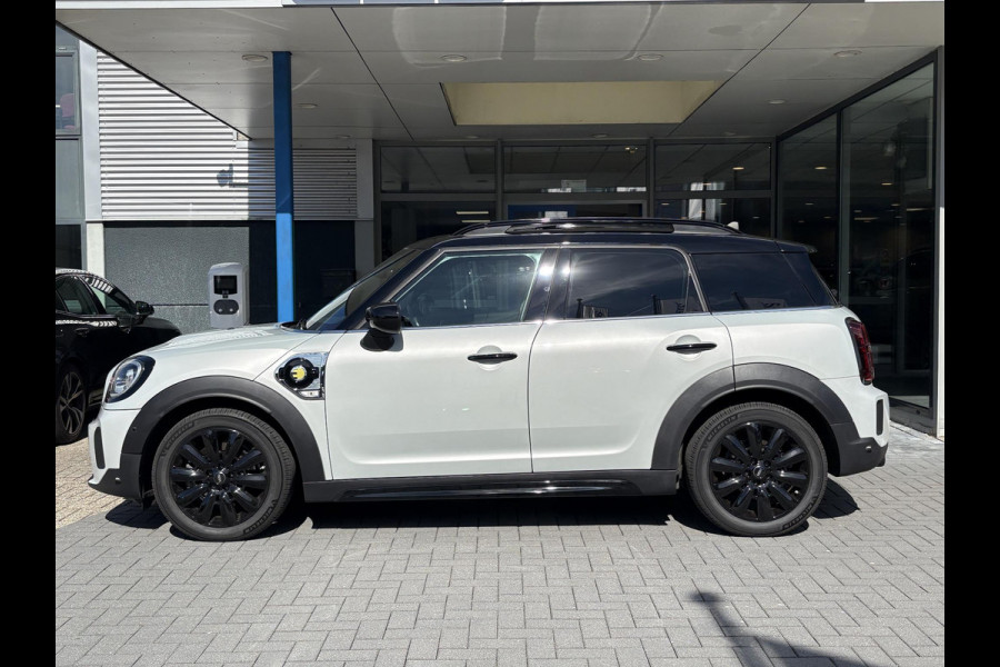 MINI Countryman 1.5 Cooper S E ALL4 Chili PHEV | Panoramadak | Leder | Stoelverwarming | Achteruitrijcamera | Winterset