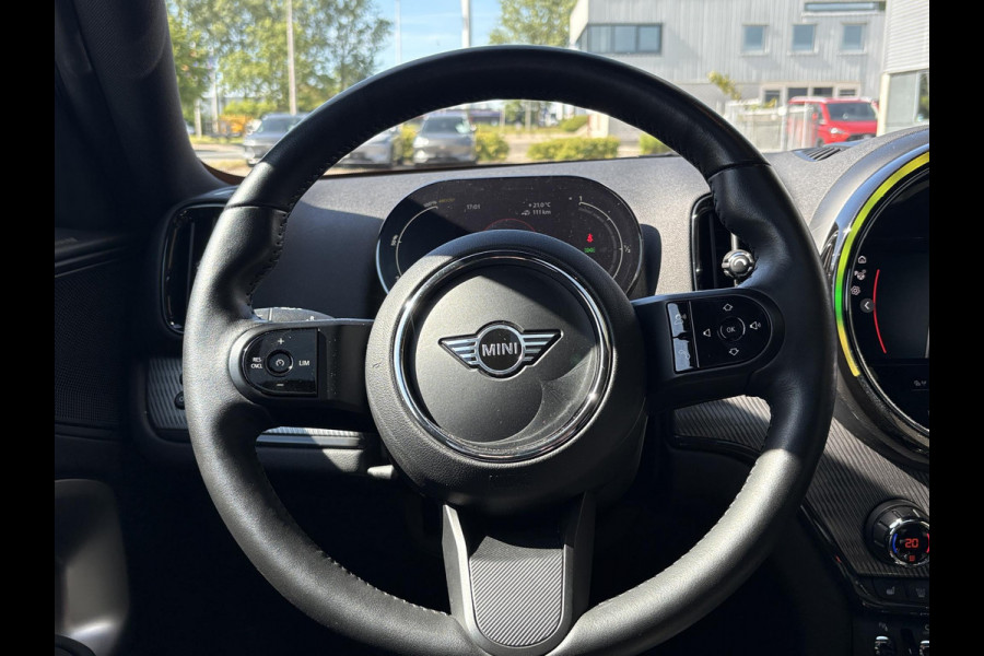 MINI Countryman 1.5 Cooper S E ALL4 Chili PHEV | Panoramadak | Leder | Stoelverwarming | Achteruitrijcamera | Winterset