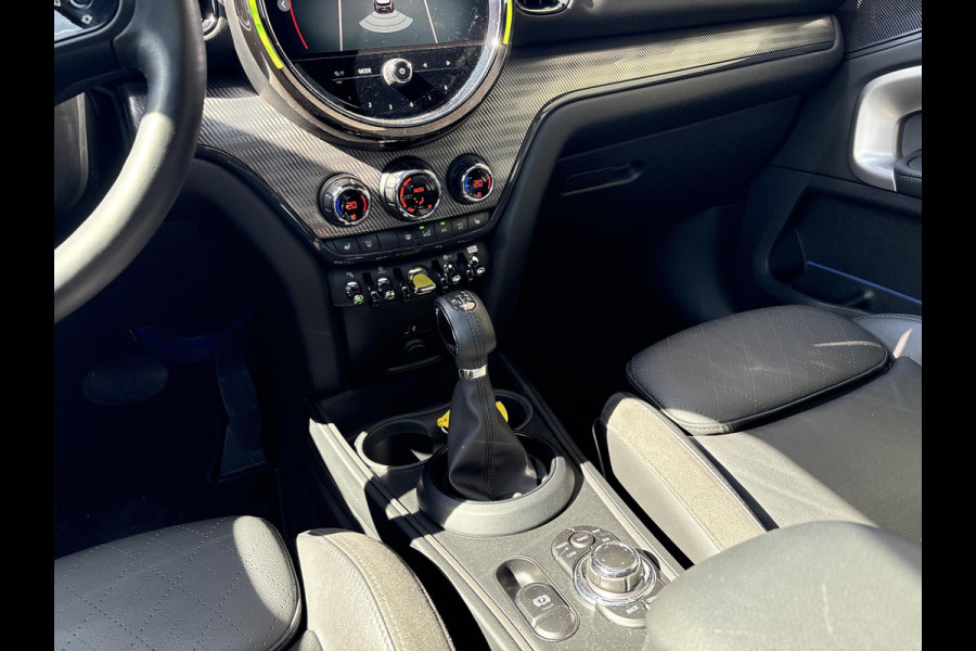 MINI Countryman 1.5 Cooper S E ALL4 Chili PHEV | Panoramadak | Leder | Stoelverwarming | Achteruitrijcamera | Winterset