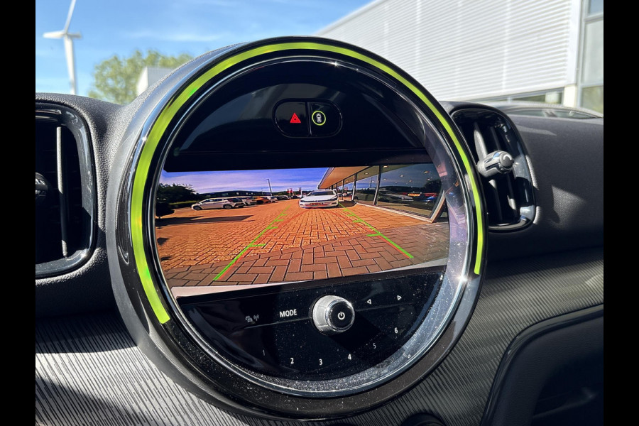 MINI Countryman 1.5 Cooper S E ALL4 Chili PHEV | Panoramadak | Leder | Stoelverwarming | Achteruitrijcamera | Winterset