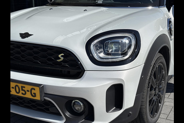 MINI Countryman 1.5 Cooper S E ALL4 Chili PHEV | Panoramadak | Leder | Stoelverwarming | Achteruitrijcamera | Winterset