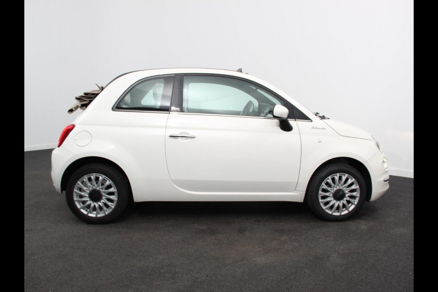 Fiat 500C 1.0 Hybrid Dolcevita Half lederen bekleding Climate control Cruise control Parkeersensoren achter Lichtmetalen velgen Apple Carplay/ Android Auto