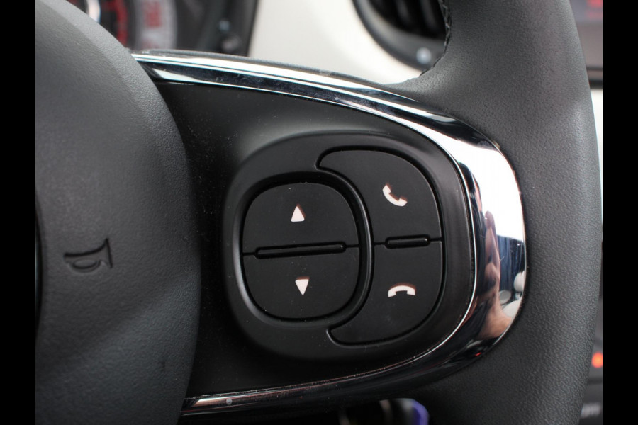 Fiat 500C 1.0 Hybrid Dolcevita Half lederen bekleding Climate control Cruise control Parkeersensoren achter Lichtmetalen velgen Apple Carplay/ Android Auto