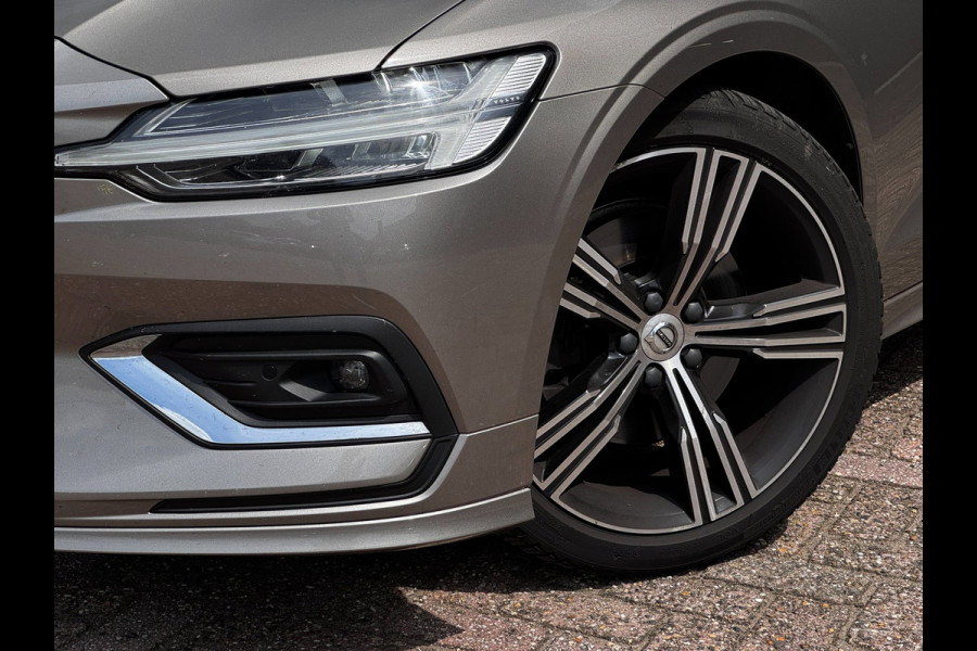 Volvo V60 2.0 T4 Inscription Polestar | Trekhaak | Pano | NL-Auto | Leder + Memory | 360 Camera | Adaptive cruise |