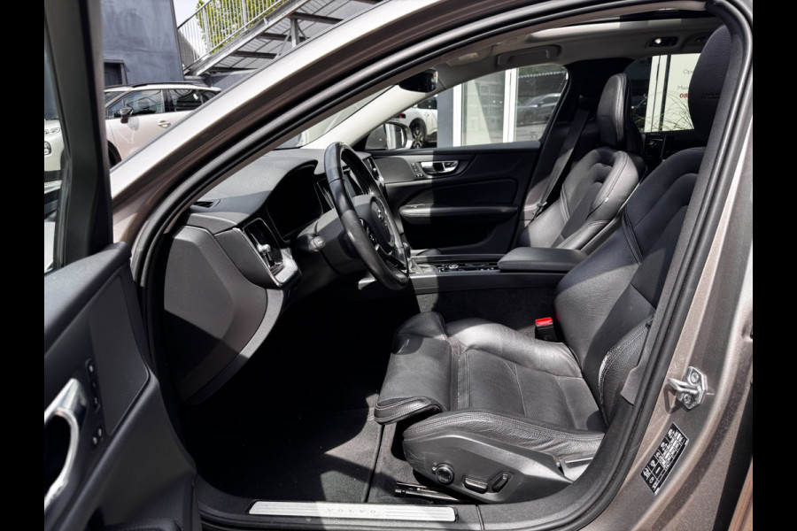 Volvo V60 2.0 T4 Inscription Polestar | Trekhaak | Pano | NL-Auto | Leder + Memory | 360 Camera | Adaptive cruise |