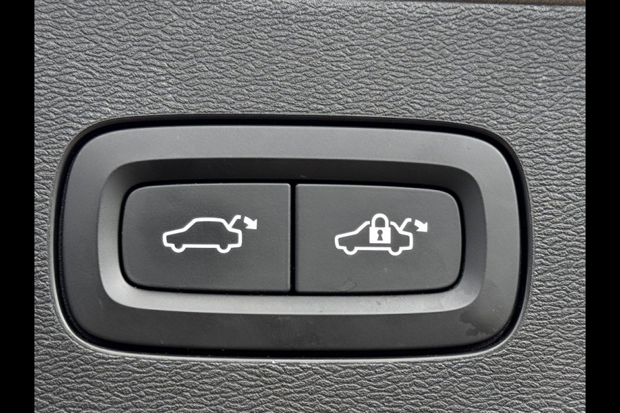 Volvo V60 2.0 T4 Inscription Polestar | Trekhaak | Pano | NL-Auto | Leder + Memory | 360 Camera | Adaptive cruise |