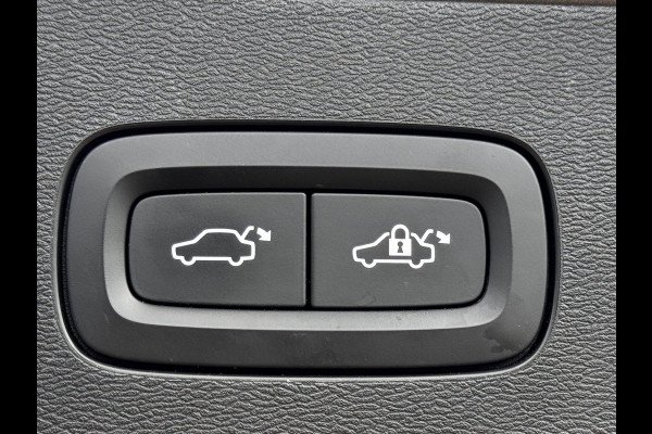 Volvo V60 2.0 T4 Inscription Polestar | Trekhaak | Pano | NL-Auto | Leder + Memory | 360 Camera | Adaptive cruise |
