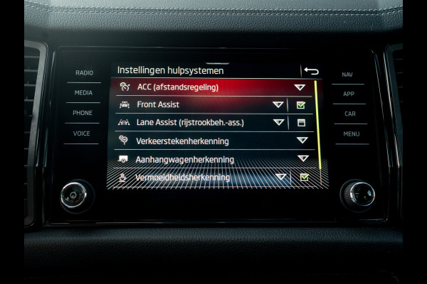 Škoda Kodiaq 1.5 TSI Sportline Business | Trekhaak wegkl. | Stoel geheugen L&R | Leder | Pano | 20'' | Prijs Rijklaar!!