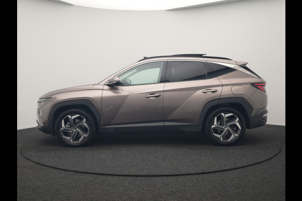 Hyundai Tucson 1.6 T-GDI Premium Sky 4WD PHEV 265pk Dealer O.H | Trekhaak | Panodak | Adaptive Cruise | 360 Camera | Lederen Sportstoelen Memory & Ventilatie | Blis | Apple Carplay | Krell Audio | Pilot Assist | Stuur & Stoelen Verwarmd | Navigatie | Virtual | DAB | 19"L.M | Plug In Hybrid |