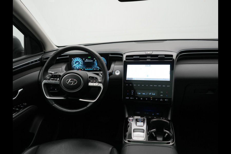 Hyundai Tucson 1.6 T-GDI Premium Sky 4WD PHEV 265pk Dealer O.H | Trekhaak | Panodak | Adaptive Cruise | 360 Camera | Lederen Sportstoelen Memory & Ventilatie | Blis | Apple Carplay | Krell Audio | Pilot Assist | Stuur & Stoelen Verwarmd | Navigatie | Virtual | DAB | 19"L.M | Plug In Hybrid |