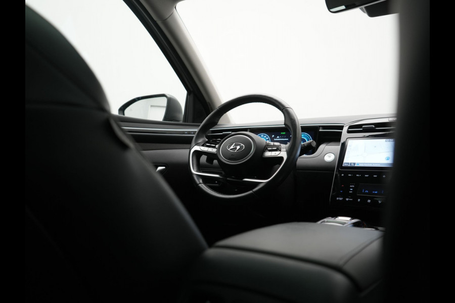 Hyundai Tucson 1.6 T-GDI Premium Sky 4WD PHEV 265pk Dealer O.H | Trekhaak | Panodak | Adaptive Cruise | 360 Camera | Lederen Sportstoelen Memory & Ventilatie | Blis | Apple Carplay | Krell Audio | Pilot Assist | Stuur & Stoelen Verwarmd | Navigatie | Virtual | DAB | 19"L.M | Plug In Hybrid |