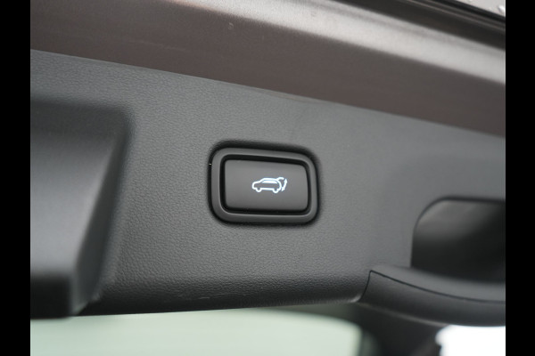 Hyundai Tucson 1.6 T-GDI Premium Sky 4WD PHEV 265pk Dealer O.H | Trekhaak | Panodak | Adaptive Cruise | 360 Camera | Lederen Sportstoelen Memory & Ventilatie | Blis | Apple Carplay | Krell Audio | Pilot Assist | Stuur & Stoelen Verwarmd | Navigatie | Virtual | DAB | 19"L.M | Plug In Hybrid |