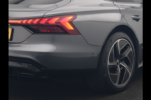 Audi e-tron GT 93 kWh 476pk Dealer O.H | Panodak | Head Up | Adaptive Cruise | 360 Camera | Laser LED | Bang & Olufsen | Lederen Sportstoelen Memory & Ventilatie | Keyless | Blis | Stuur & Stoelen Verwarmd | Navigatie | Virtual | DAB | 20"L.M |