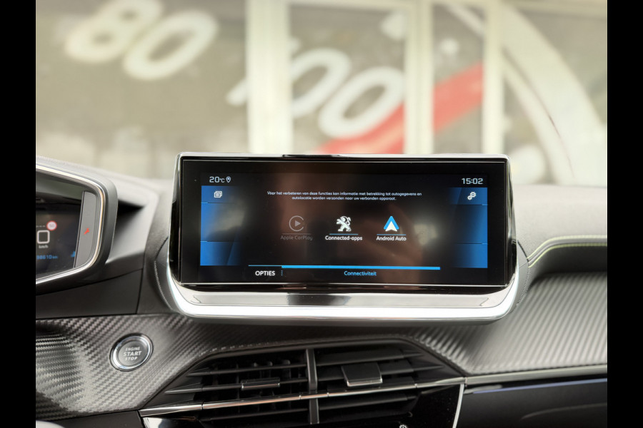 Peugeot 2008 1.2 PureTech GT / Carplay / Camera / Sensoren V+A / 17'' LM /