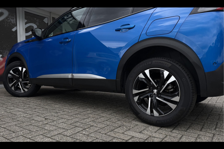 Peugeot 2008 1.2 PureTech GT / Carplay / Camera / Sensoren V+A / 17'' LM /